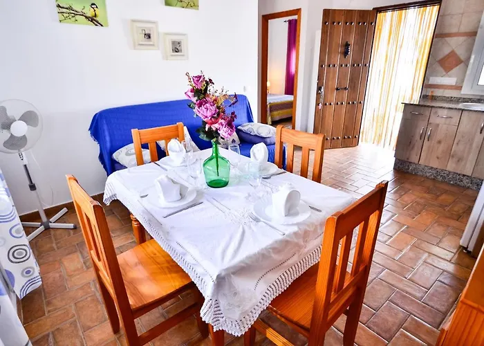 Casa Manoli קוניל דה לה פרונטרה